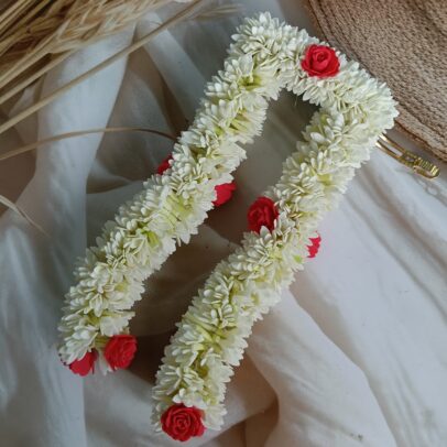 Flower String on Clip - Mullai with Rose