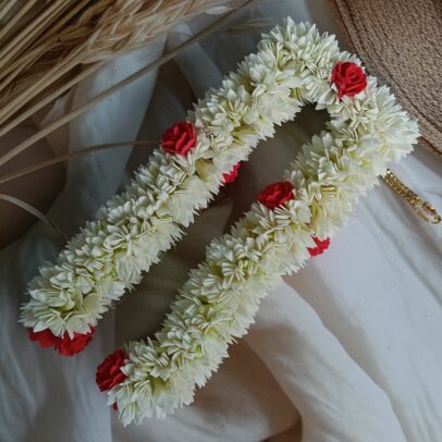 Flower String on Clip - Pichi with Rose